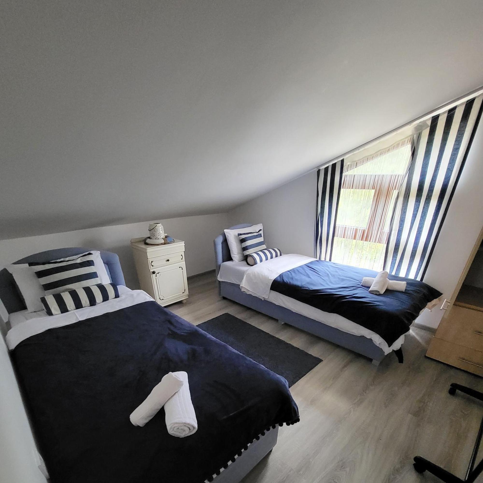 Apartmani Sport Igalo Herceg Novi Bilik gambar