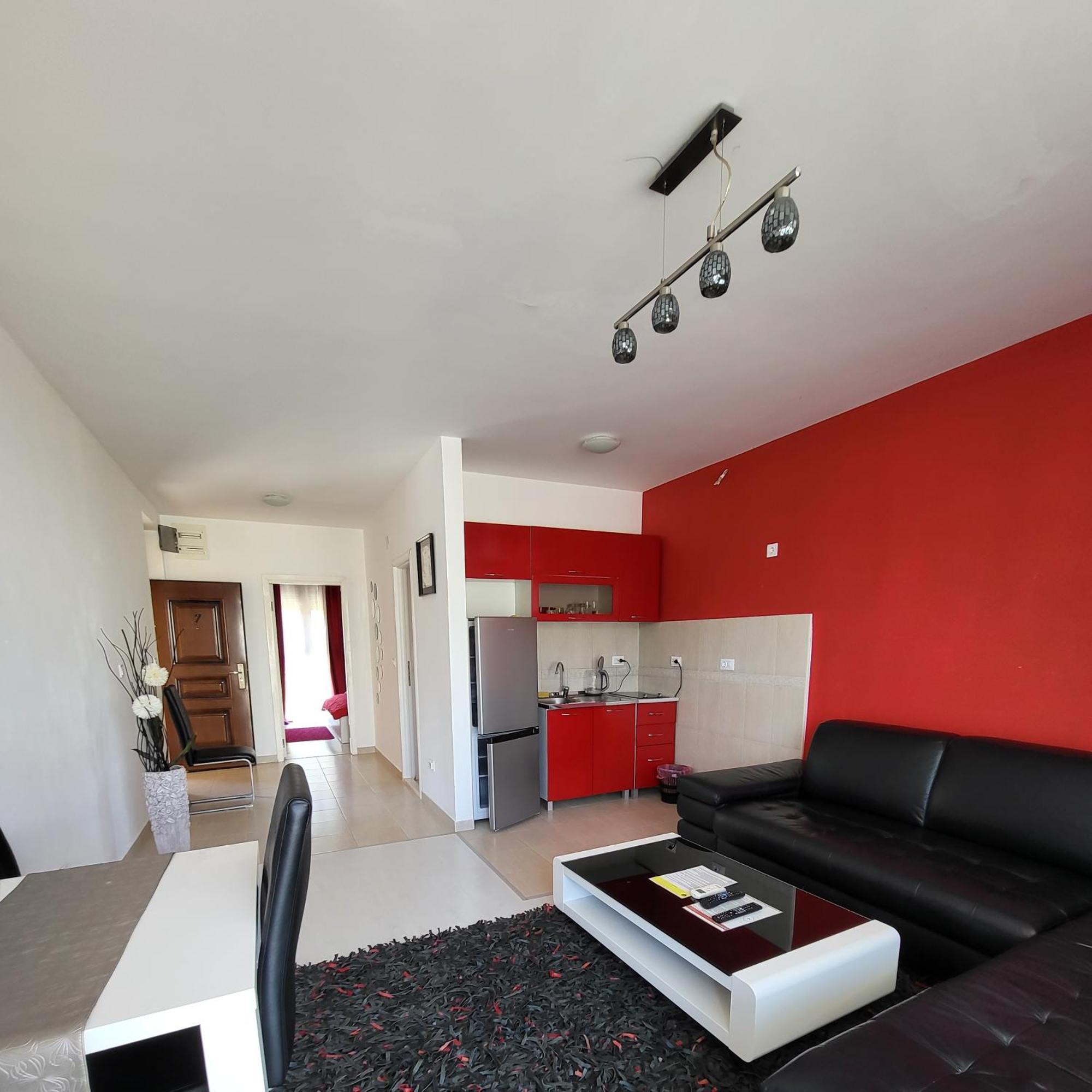 Apartmani Sport Igalo Herceg Novi Bilik gambar